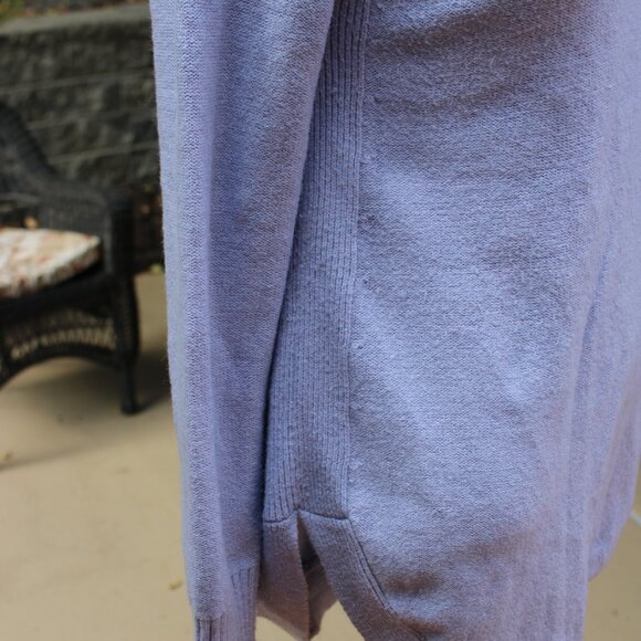By Anthropologie women's sweater in size M - Picture 3 of 8